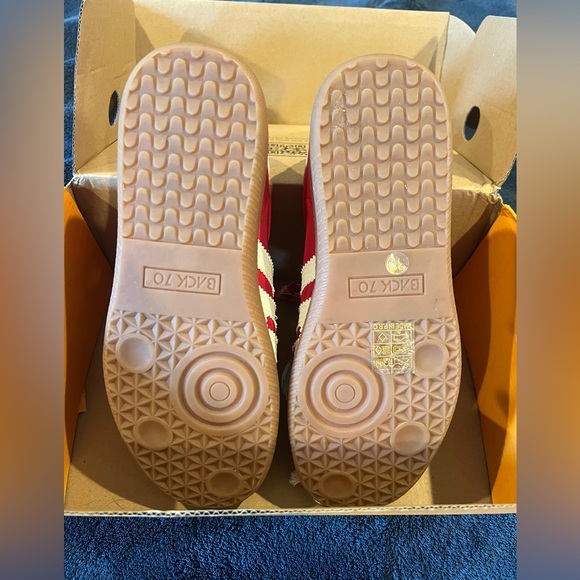 Back 70 Ghost Sneakers - Picture 4 of 6